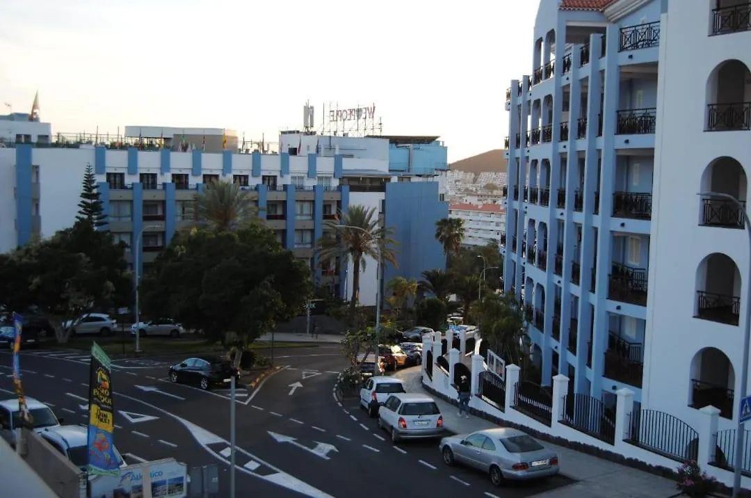 Mara'S House With Heated Pool, Air Con And Second Mezzanine Bedroom Los Cristianos  Los Cristianos (Tenerife)